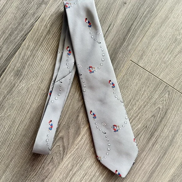 Vintage Disney Mickey Mouse grey silver golf tie The tie works - Picture 6 of 6